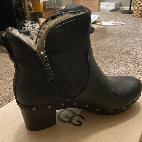 UGG Lined Booties - Picture 4 of 5